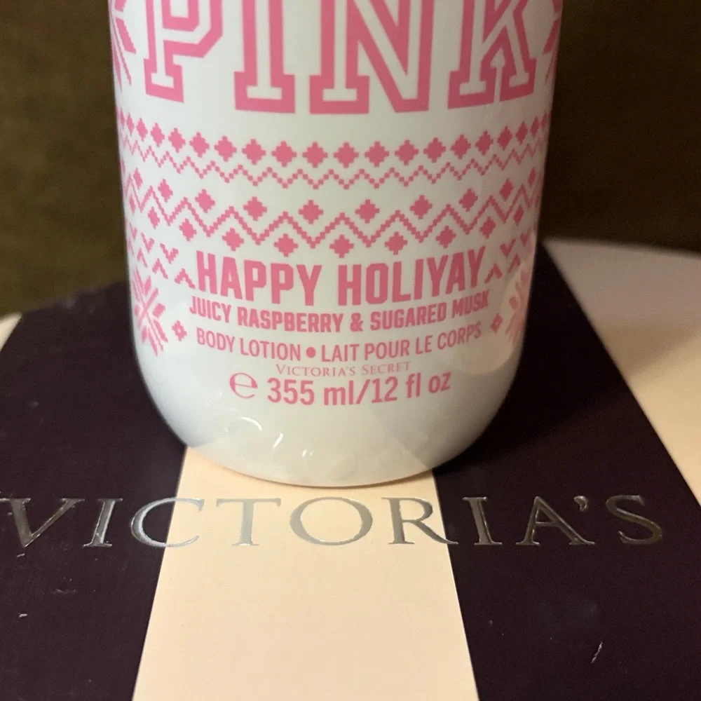 PINK Victoria's Secret Body Wash - Gray and Pink - Picture 3 of 8